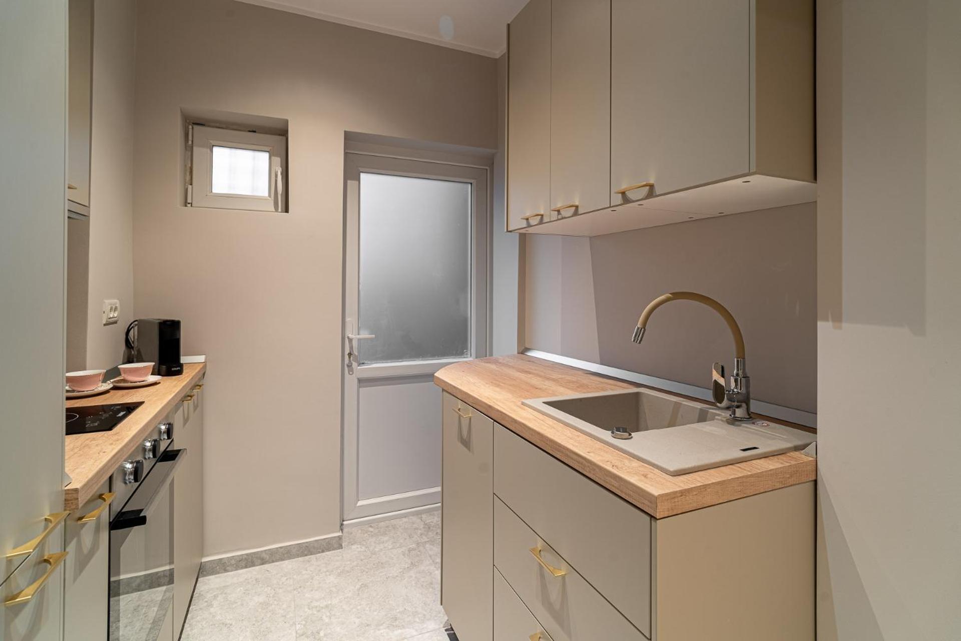 Stunning 2br With Balcony On Piata Universitatii